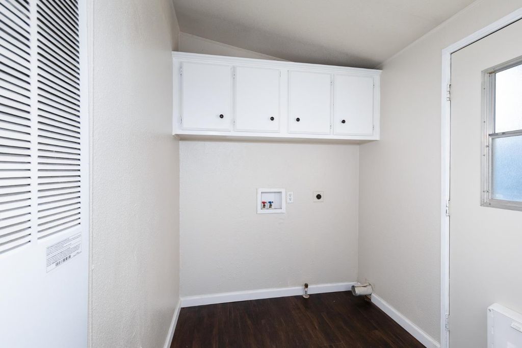 Image 37 of property listing at 8701 Highway 41 # 37, Fresno, CA 93720