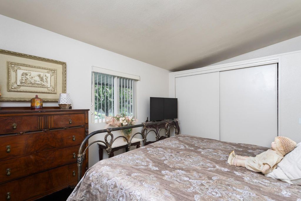 Image 47 of property listing at 8701 Highway 41 # 37, Fresno, CA 93720