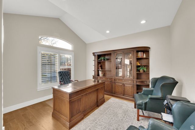 96 VILLAGE SQUARE RD, Centerville, UT 84014