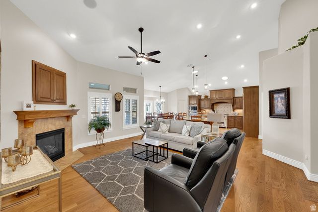 96 VILLAGE SQUARE RD, Centerville, UT 84014