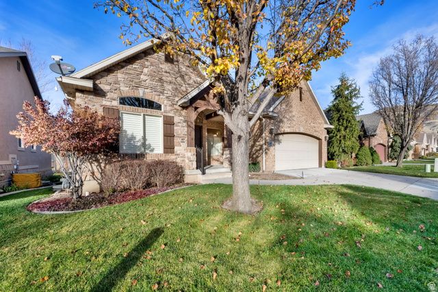 96 VILLAGE SQUARE RD, Centerville, UT 84014