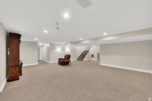 96 VILLAGE SQUARE RD, Centerville, UT 84014