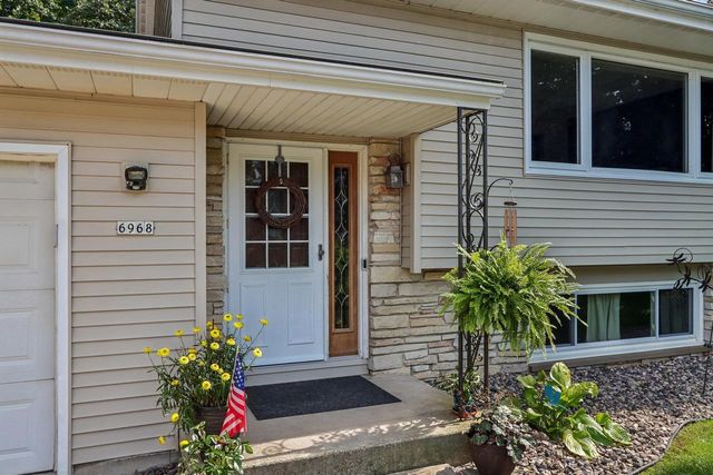 6968 Heron Way, Deforest, WI 53532