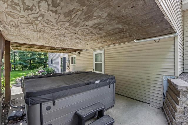 6968 Heron Way, Deforest, WI 53532