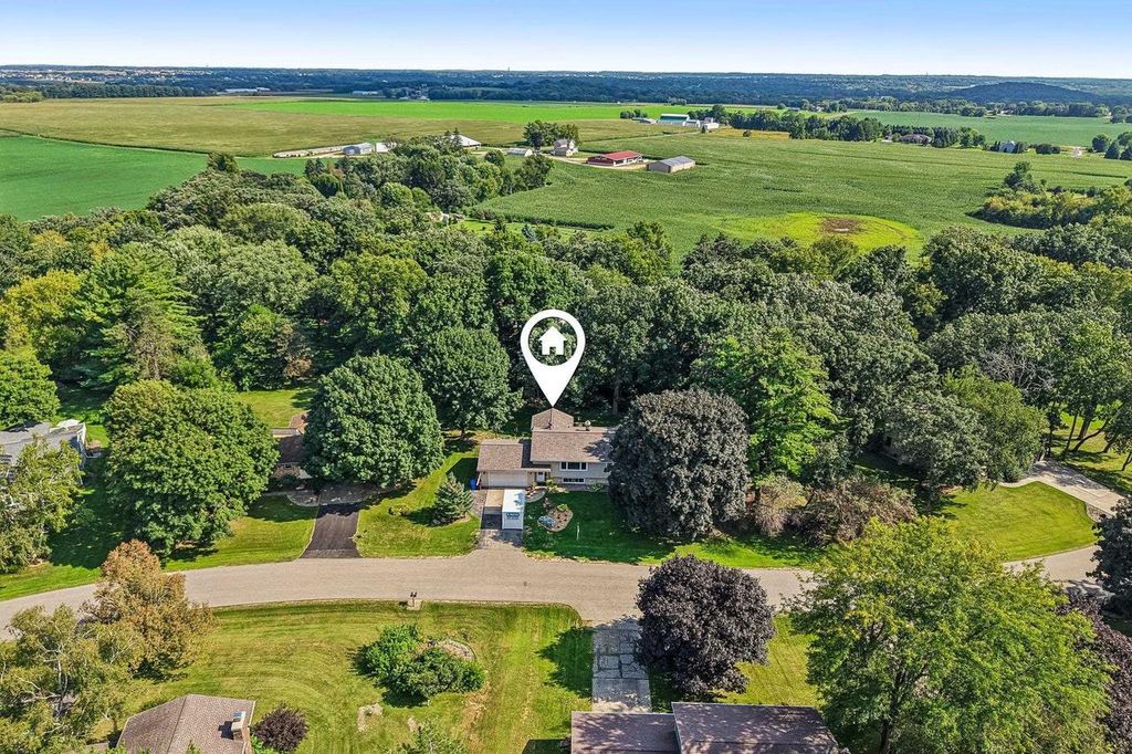 6968 Heron Way, Deforest, WI 53532