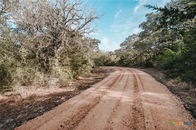 Tract E Vitek Lane, Inez, TX 77968