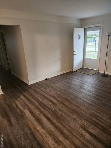 26176 Andover Street, Inkster, MI 48141