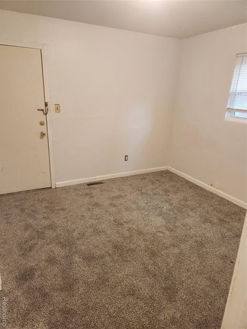 26176 Andover Street, Inkster, MI 48141