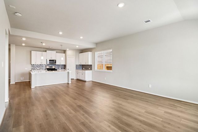 5124 Redbud Valley Drive, Pearland, TX 77584