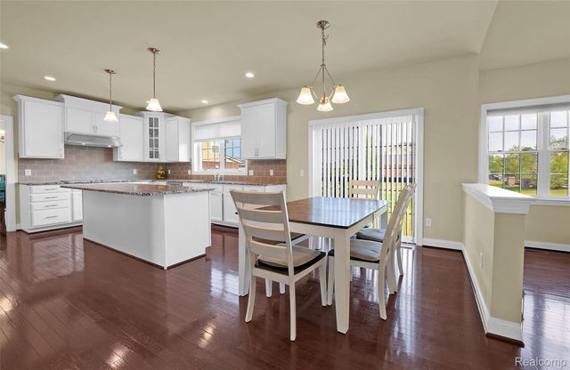 50584 Telluride, Canton Charter Township, MI 48187