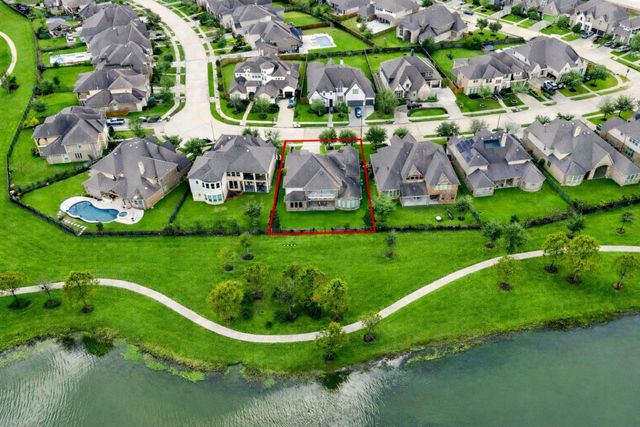 18310 Handyside Drive, Richmond, TX 77407