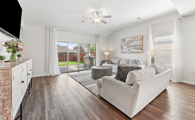 2224 Bellatrix Drive, Haslet, TX 76052