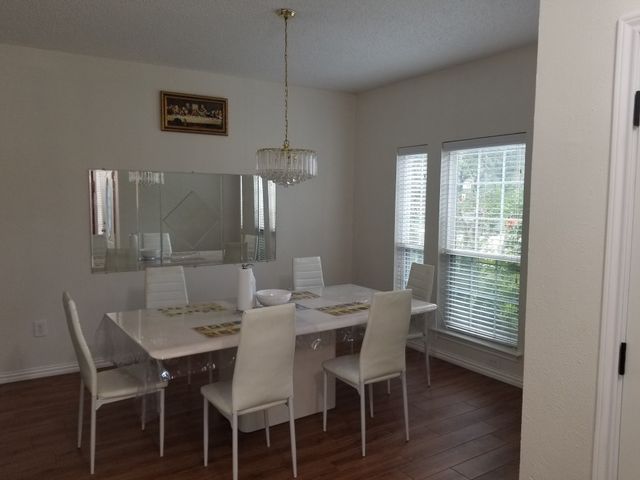 800 Santa Fe Trail, Irving, TX 75063