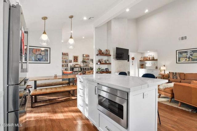 3348 Holloway Street, Newbury Park, CA 91320