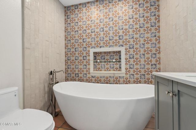 3348 Holloway Street, Newbury Park, CA 91320