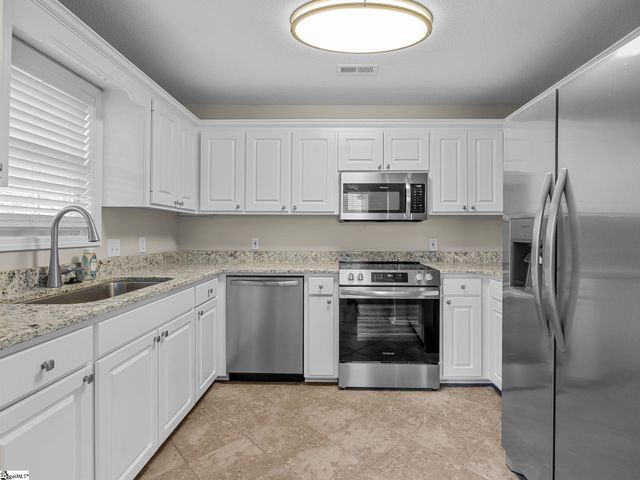 318 Sunridge Drive, Spartanburg, SC 29302