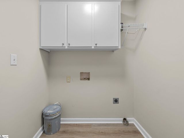 318 Sunridge Drive, Spartanburg, SC 29302