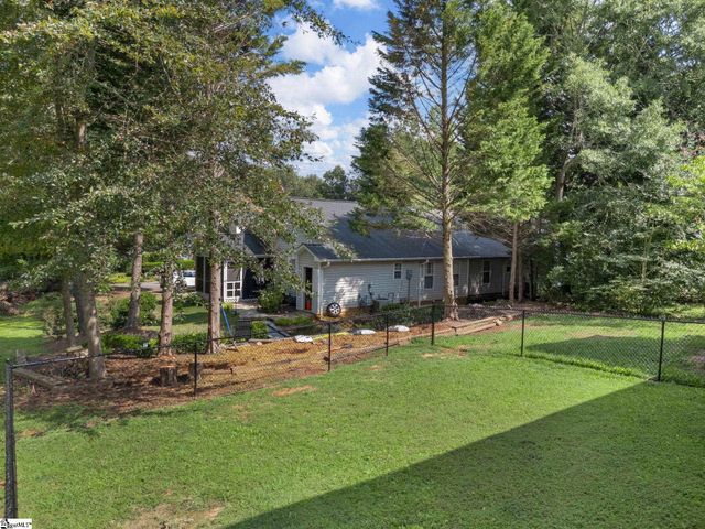 318 Sunridge Drive, Spartanburg, SC 29302