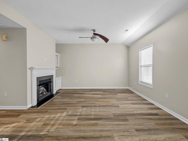 318 Sunridge Drive, Spartanburg, SC 29302