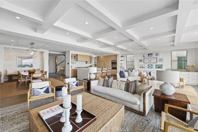 2148 E Oceanfront, Newport Beach, CA 92661