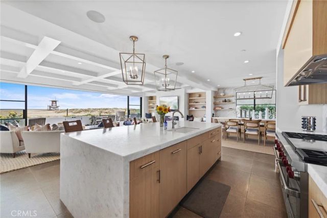 2148 E Oceanfront, Newport Beach, CA 92661