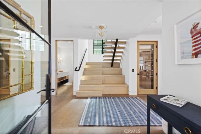 2148 E Oceanfront, Newport Beach, CA 92661