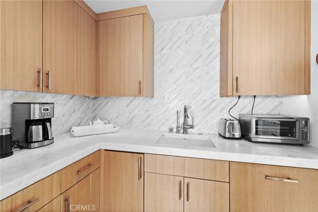 2148 E Oceanfront, Newport Beach, CA 92661