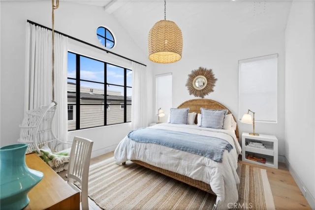 2148 E Oceanfront, Newport Beach, CA 92661