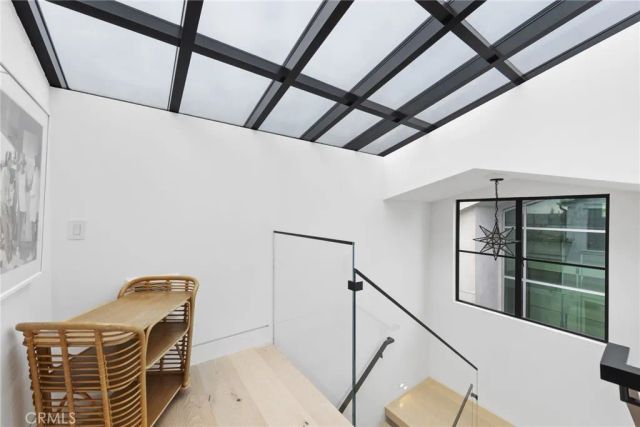 2148 E Oceanfront, Newport Beach, CA 92661