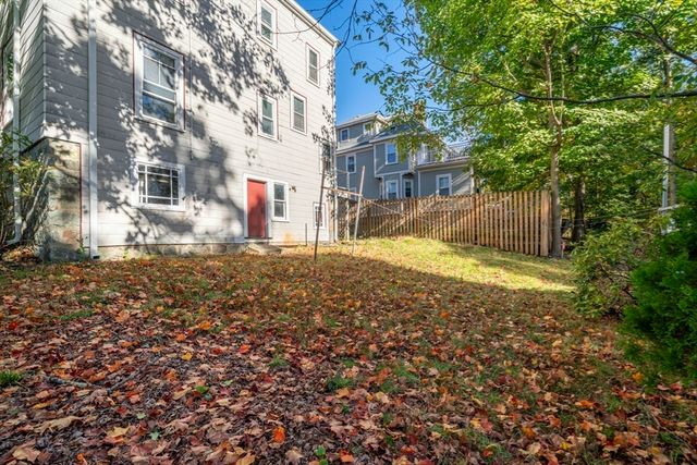 166 Elliot St 2, Newton, MA 02464