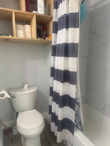 85 Seneca Street, Lowell, MA 01852