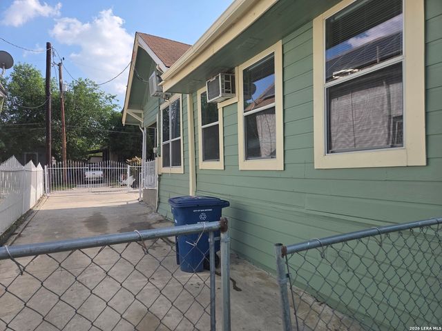 219 Princeton, San Antonio, TX 78201
