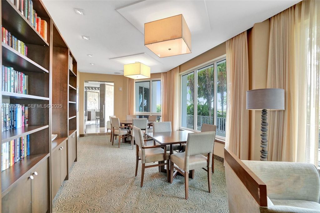 Image 29 of property listing at 550 S Ocean Blvd Ph-05, Boca Raton, FL 33432