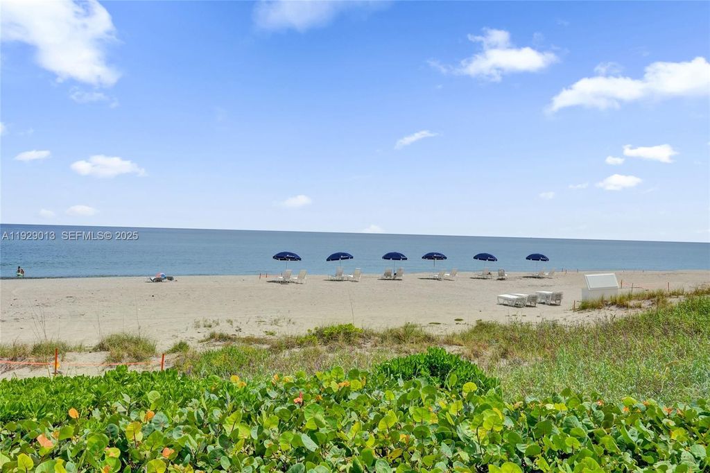 Image 34 of property listing at 550 S Ocean Blvd Ph-05, Boca Raton, FL 33432