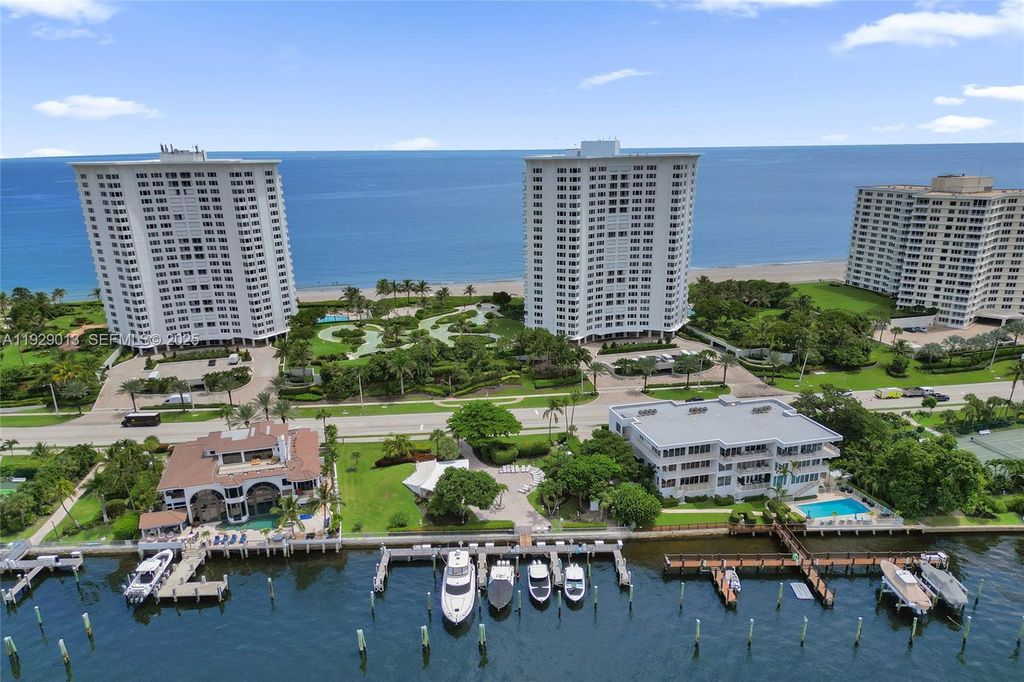 Image 45 of property listing at 550 S Ocean Blvd Ph-05, Boca Raton, FL 33432