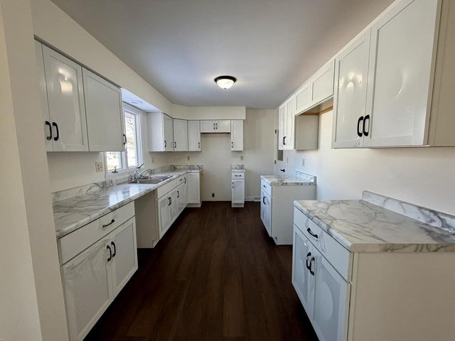 207 Cedar Avenue, Brodhead, WI 53520