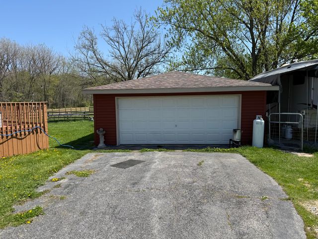 665 N 700 W, Hobart, IN 46342