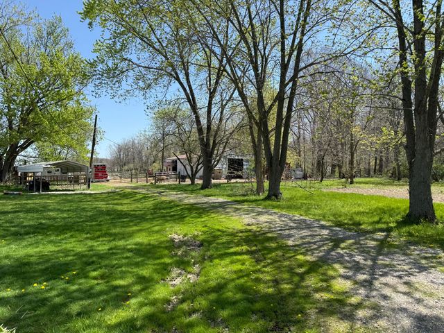 665 N 700 W, Hobart, IN 46342