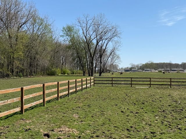 665 N 700 W, Hobart, IN 46342