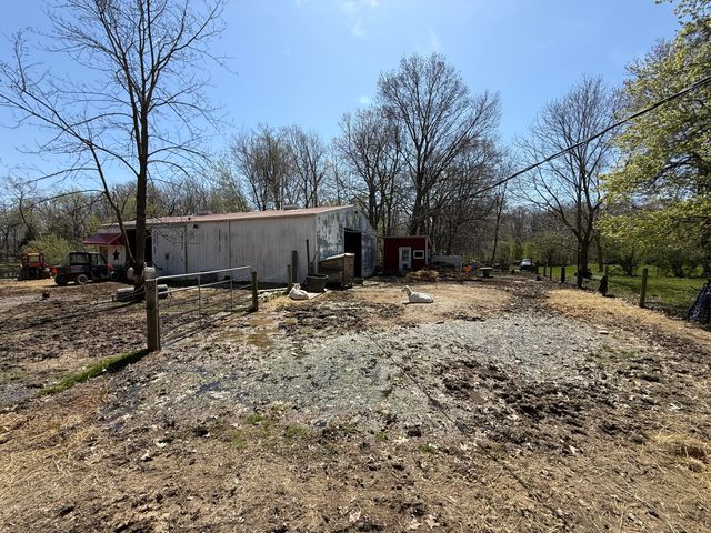 665 N 700 W, Hobart, IN 46342