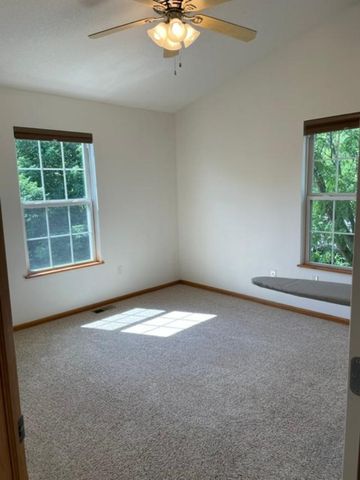 6399 Oak Creek Drive, Pleasant Hill, IA 50327