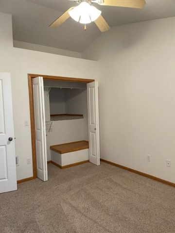 6399 Oak Creek Drive, Pleasant Hill, IA 50327