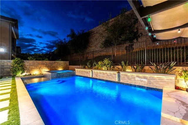 5577 Heritage Oak, Trabuco Canyon, CA 92679
