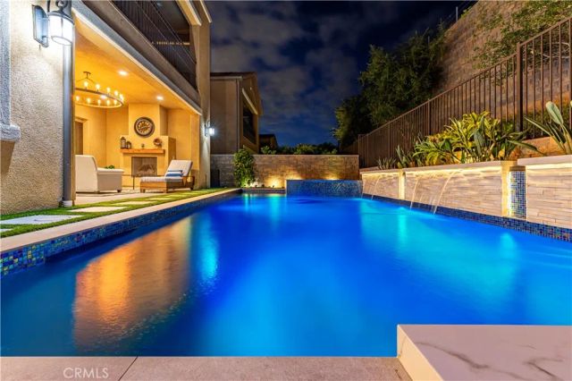 5577 Heritage Oak, Trabuco Canyon, CA 92679