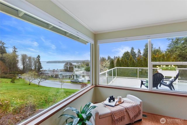 9011 Roanoke Road NE, Bremerton, WA 98311