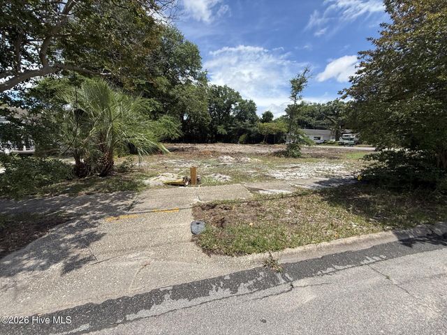 2425 Adams Street, Wilmington, NC 28401