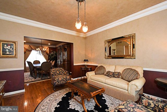 615 GLEN MEADOW RD, Richboro, PA 18954