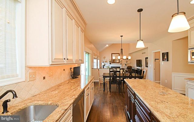 615 GLEN MEADOW RD, Richboro, PA 18954