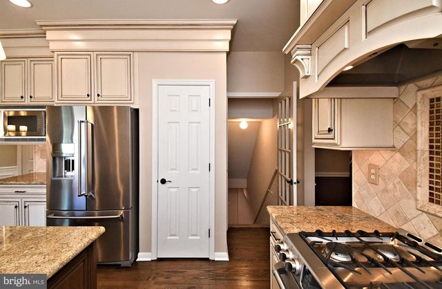 615 GLEN MEADOW RD, Richboro, PA 18954