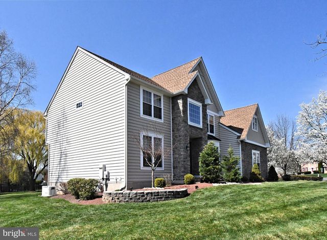 615 GLEN MEADOW RD, Richboro, PA 18954